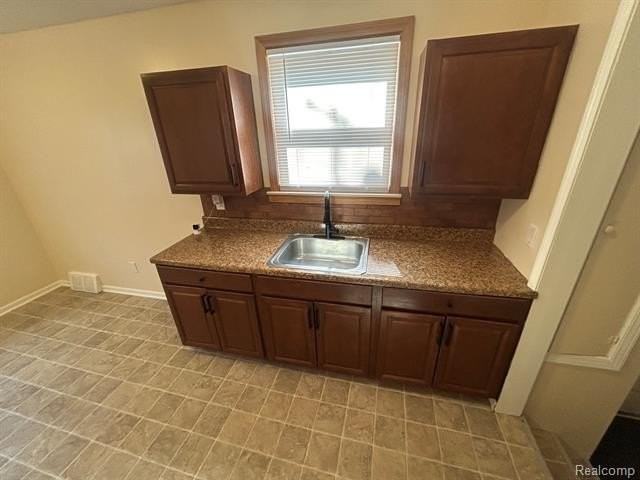 21970 Moross Rd - Photo 6 of 21