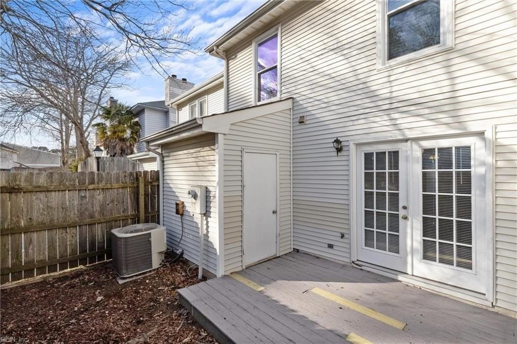 527 Pine Tops Ct - Photo 4 of 24