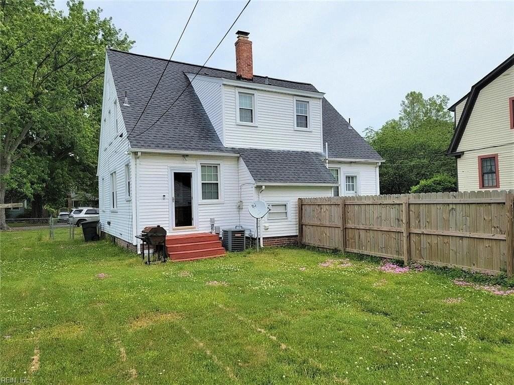 69 Greenbriar Ave - Photo 6 of 18
