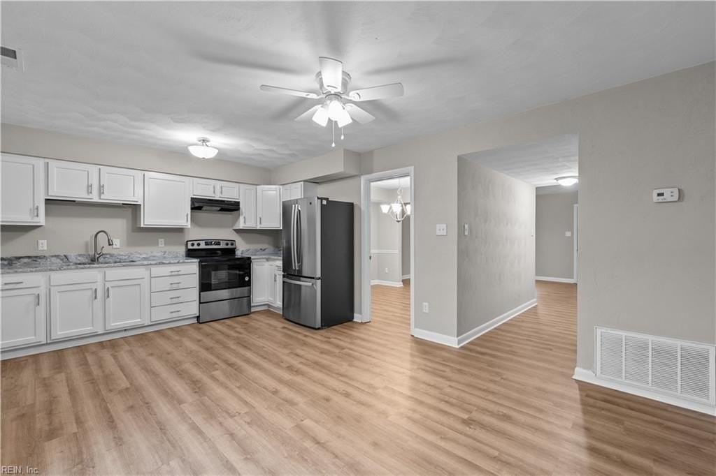 811 S Grosvenor Ct - Photo 4 of 31