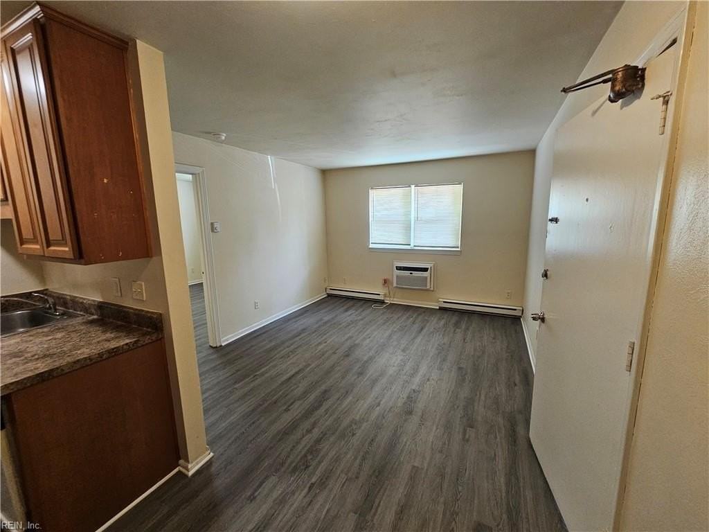1433 Kingston Ave #2 - Photo 5 of 9