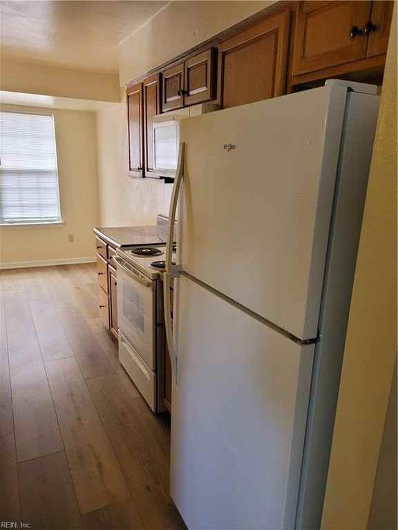5512 Amhurst Ct - Photo 2 of 12