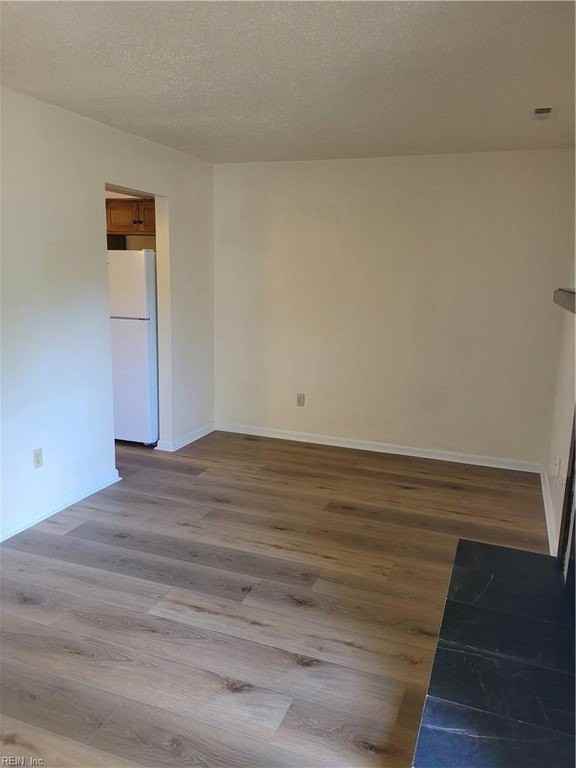 5512 Amhurst Ct - Photo 4 of 12