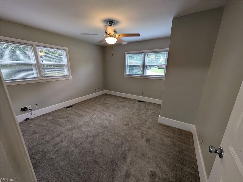 132 Deborah Dr - Photo 6 of 28