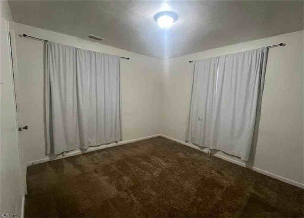 3409 Raintree Rd - Photo 5 of 6