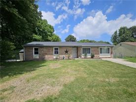 3413 Newport Dr - Photo 1 of 1