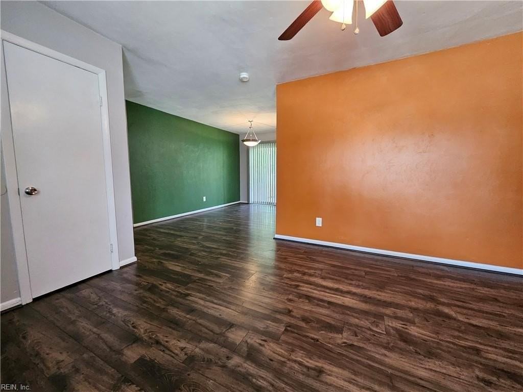 3413 Newport Dr - Photo 5 of 23