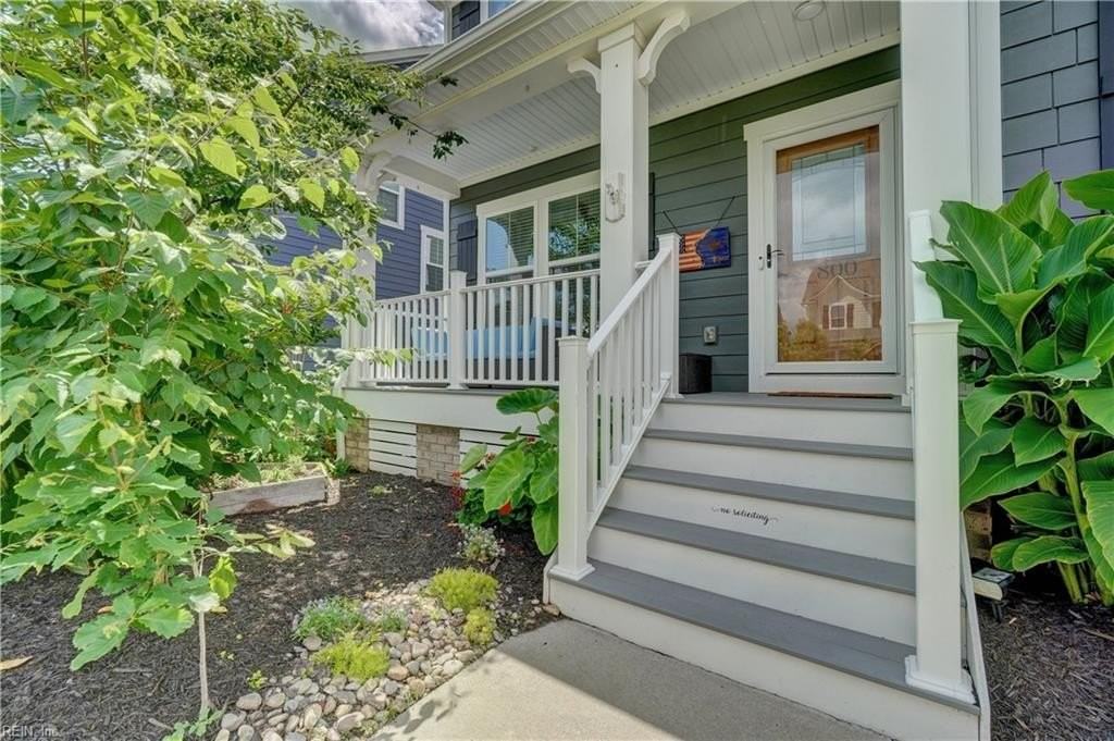 800 Corcormant Ln - Photo 2 of 44