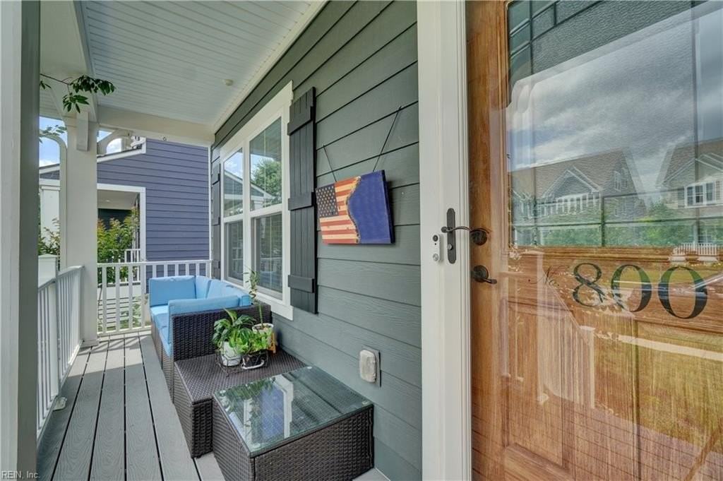 800 Corcormant Ln - Photo 3 of 44