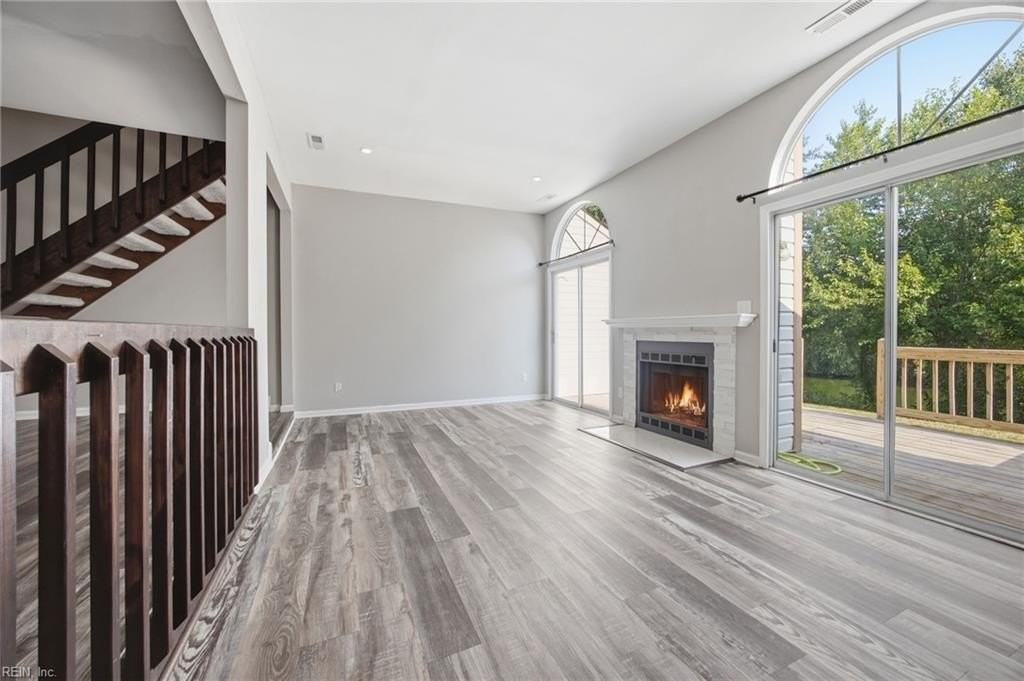 3670 Essex Pond Quay - Photo 6 of 20