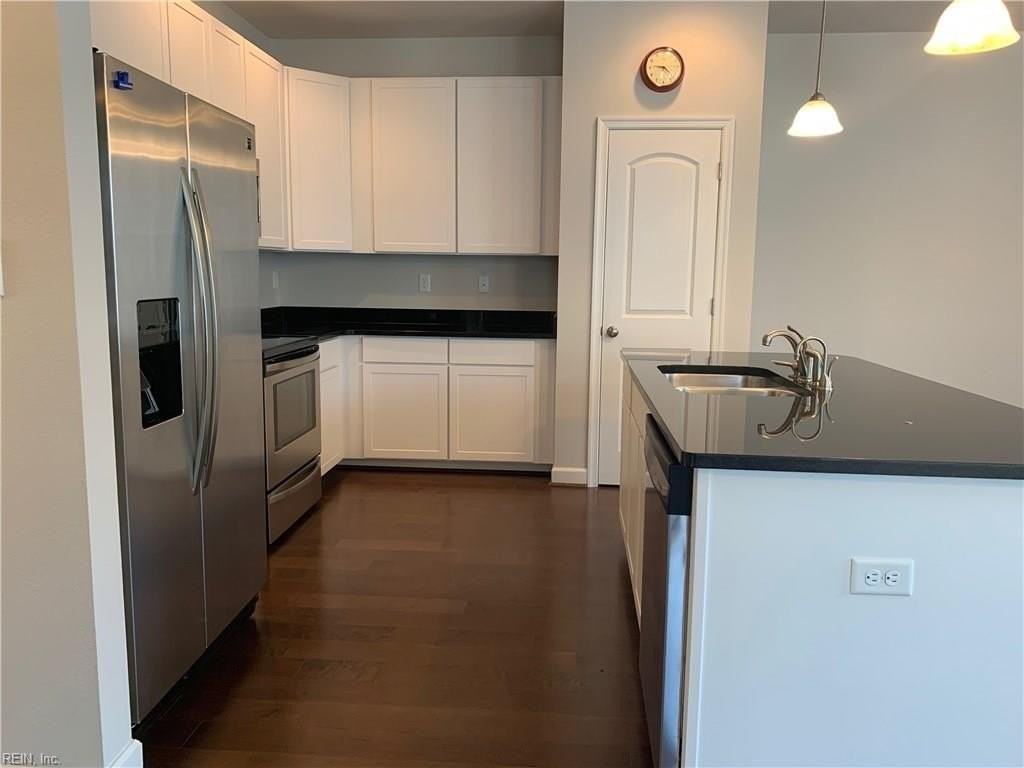 1005 Marble Walke Way - Photo 4 of 10