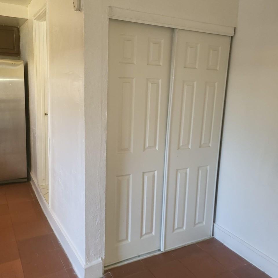 112 Newton Rd #BACK - Photo 6 of 11