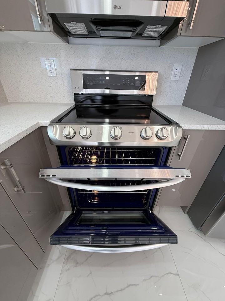 6319 Southgate Blvd - Photo 4 of 48