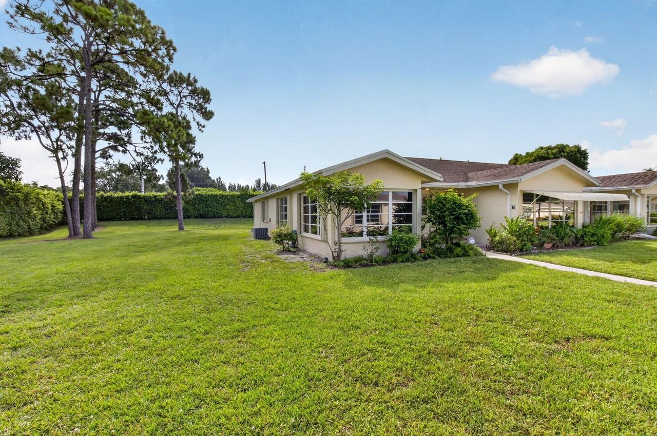 5037 Lakefront Blvd #A - Photo 3 of 35