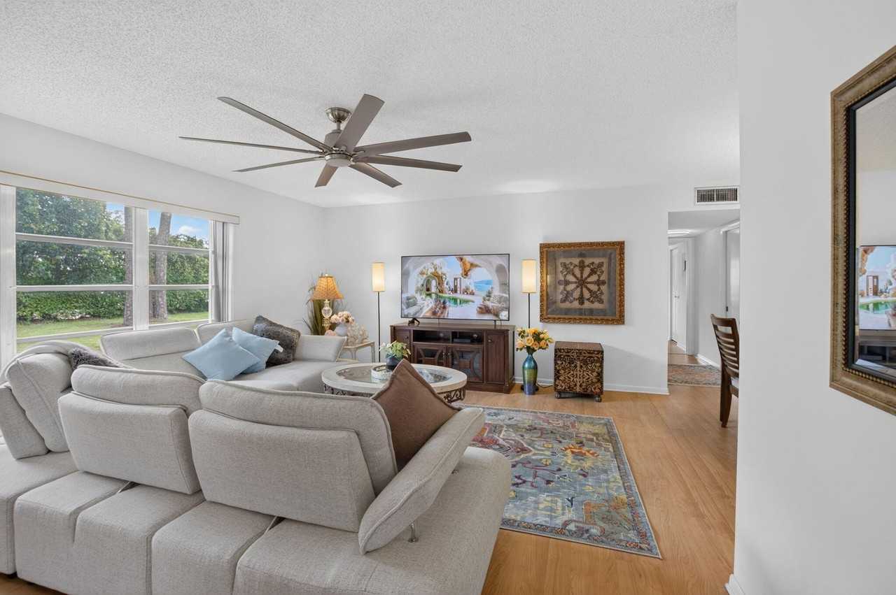 5037 Lakefront Blvd #A - Photo 5 of 35