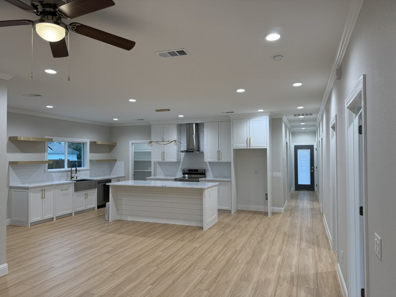 503 Richardson St #1 - Photo 3 of 40