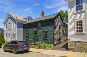 featured image of 12 Sherman St