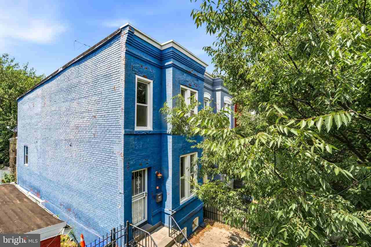1102 Trinidad Ave Ne - Photo 3 of 30