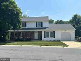 featured image of 2425 Calf Run Dr