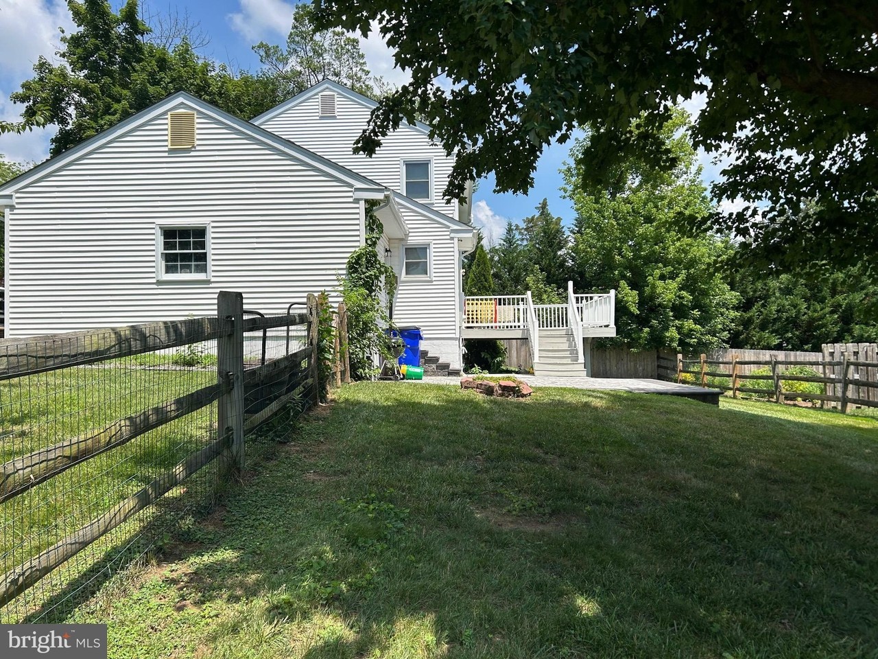 2425 Calf Run Dr - Photo 5 of 7
