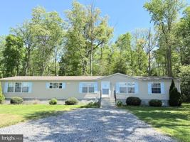 featured image of 5000 Flyaway Ln