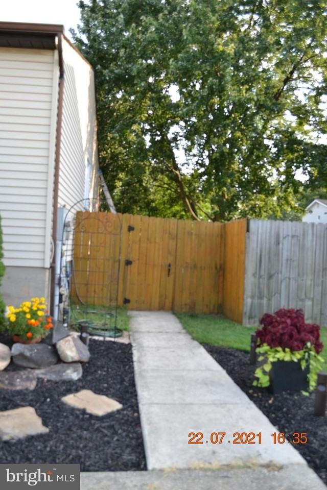837 Turf Valley Dr - Photo 3 of 19