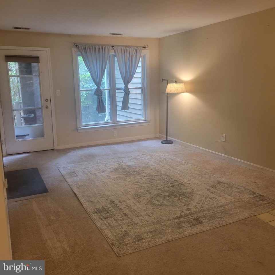 603B Admiral Dr #107 - Photo 5 of 13