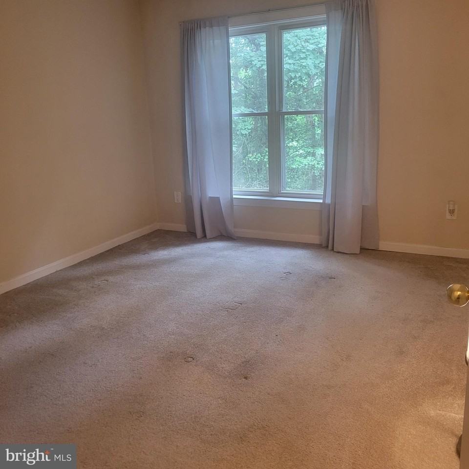 603B Admiral Dr #107 - Photo 7 of 13