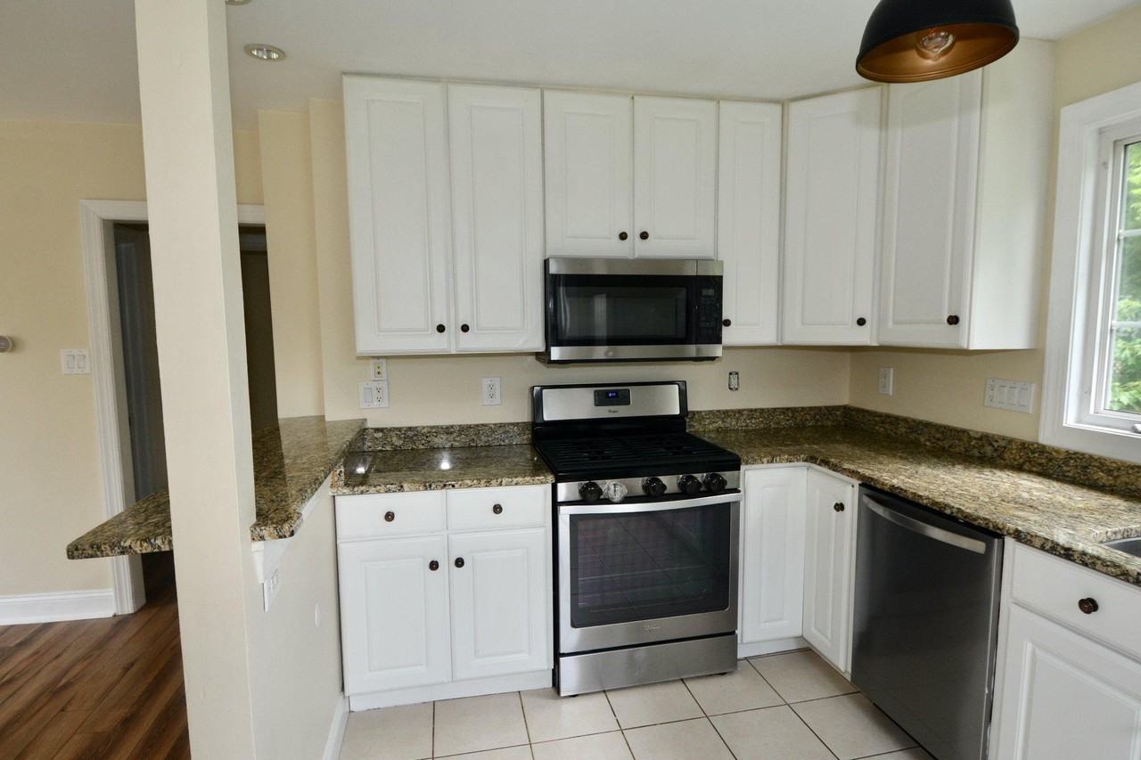 11 Massachusetts Ave - Photo 6 of 21