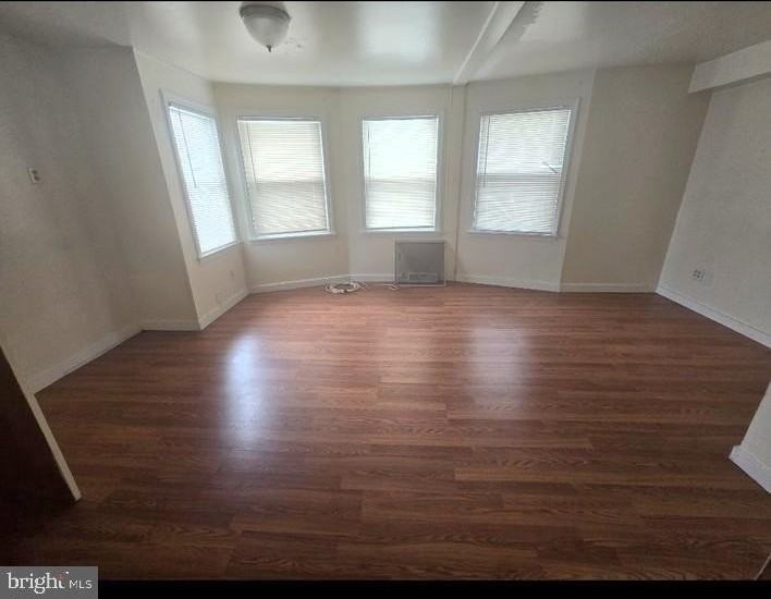 276 E Broadway #A - Photo 3 of 4