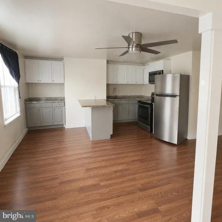 276 E Broadway #A - Photo 4 of 4