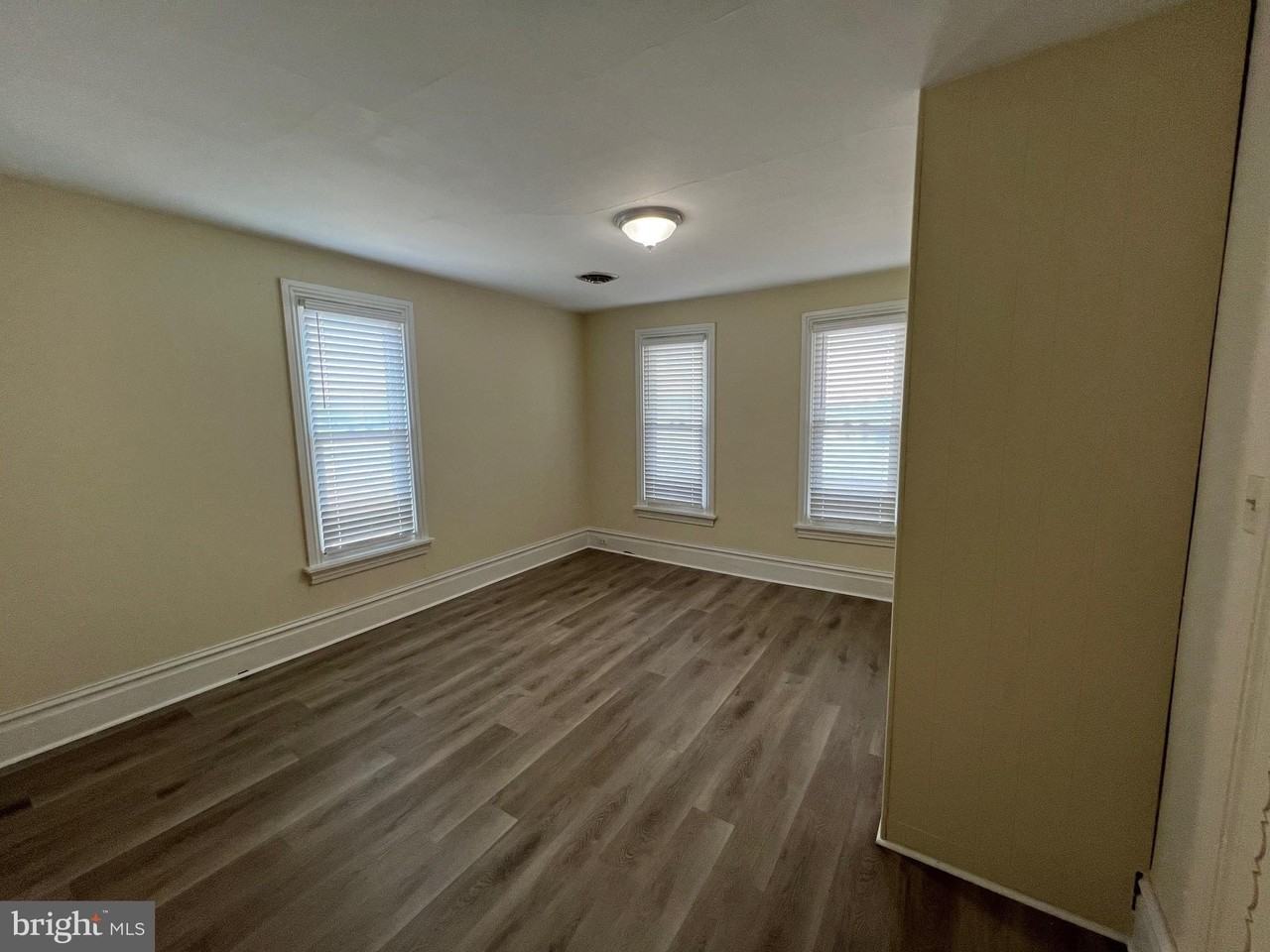 116 S Front St #3 - Photo 6 of 12