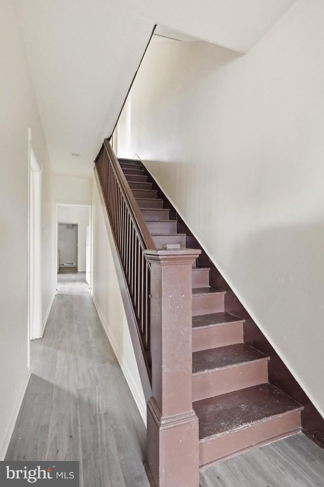 230 Ridge Ave - Photo 6 of 40