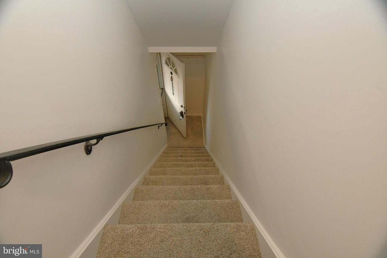 205B Cricklewood Cir - Photo 3 of 13