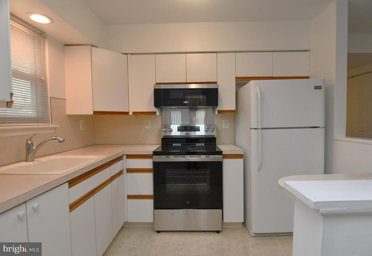 205B Cricklewood Cir - Photo 7 of 13