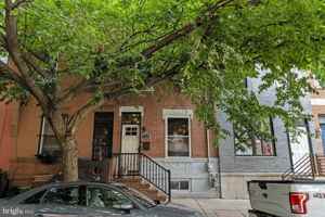 featured image of 729 S 15th St