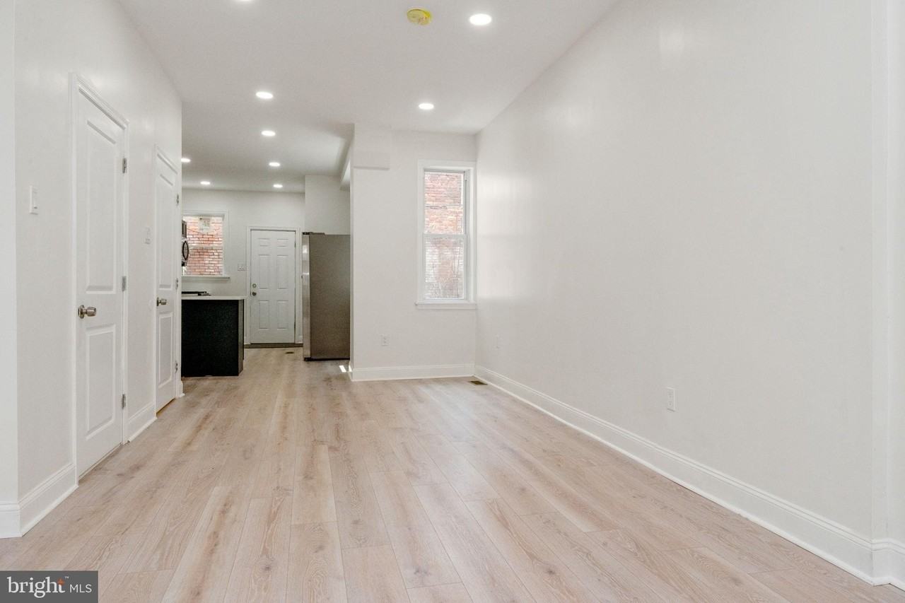 7 S 53rd St - Photo 7 of 28
