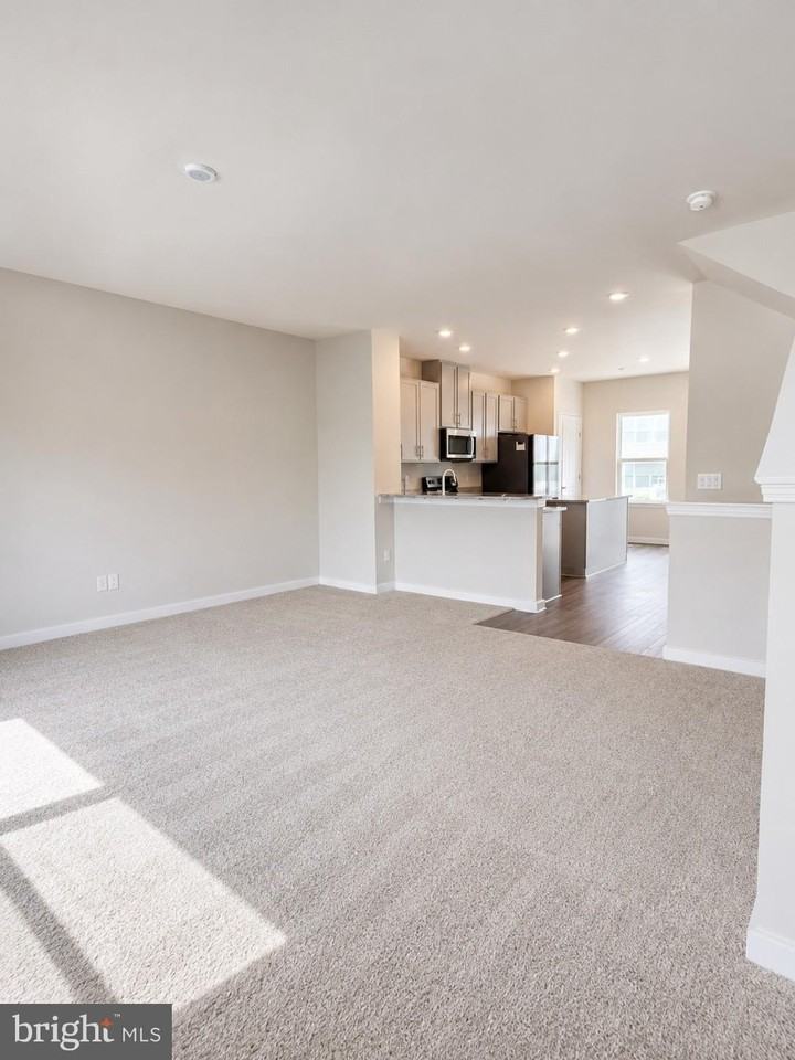 105 Boone Ct - Photo 7 of 15
