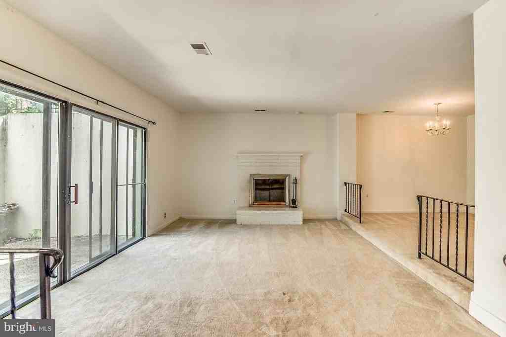 3863 Persimmon Cir - Photo 6 of 34