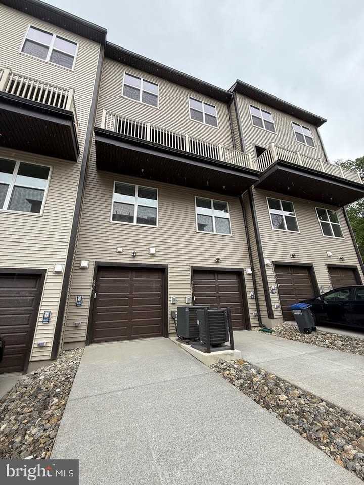 4904 Chelan Xing #93 - Photo 2 of 21