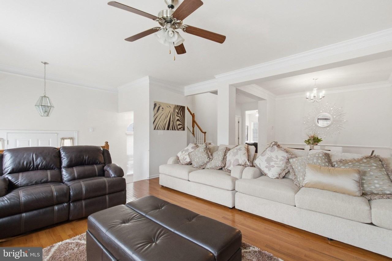 25653 America Sq - Photo 7 of 42