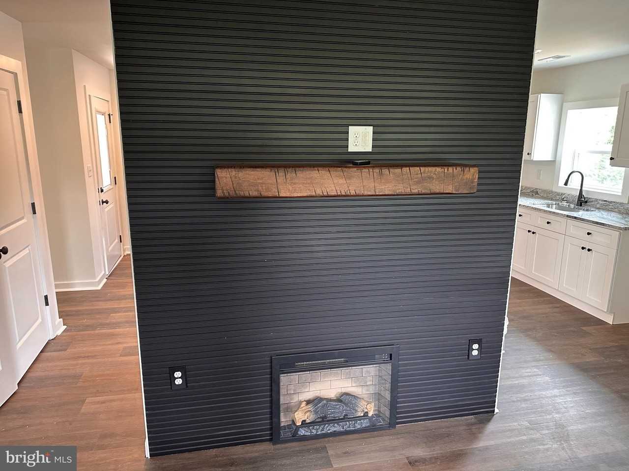 33A ET ANDREWS WAY - Photo 4 of 9