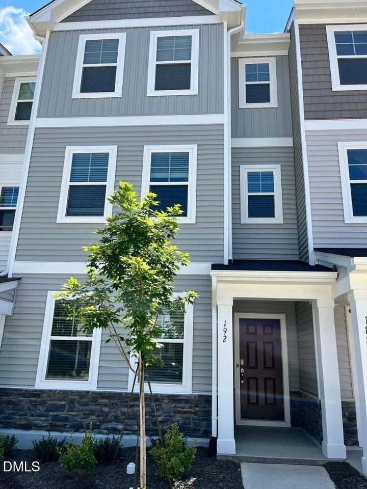 192 Aster Bloom Ln - Photo 2 of 26
