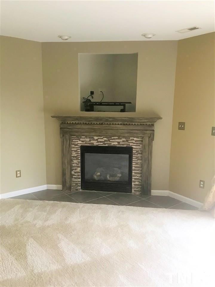 213 Broadgait Brae Rd - Photo 7 of 17