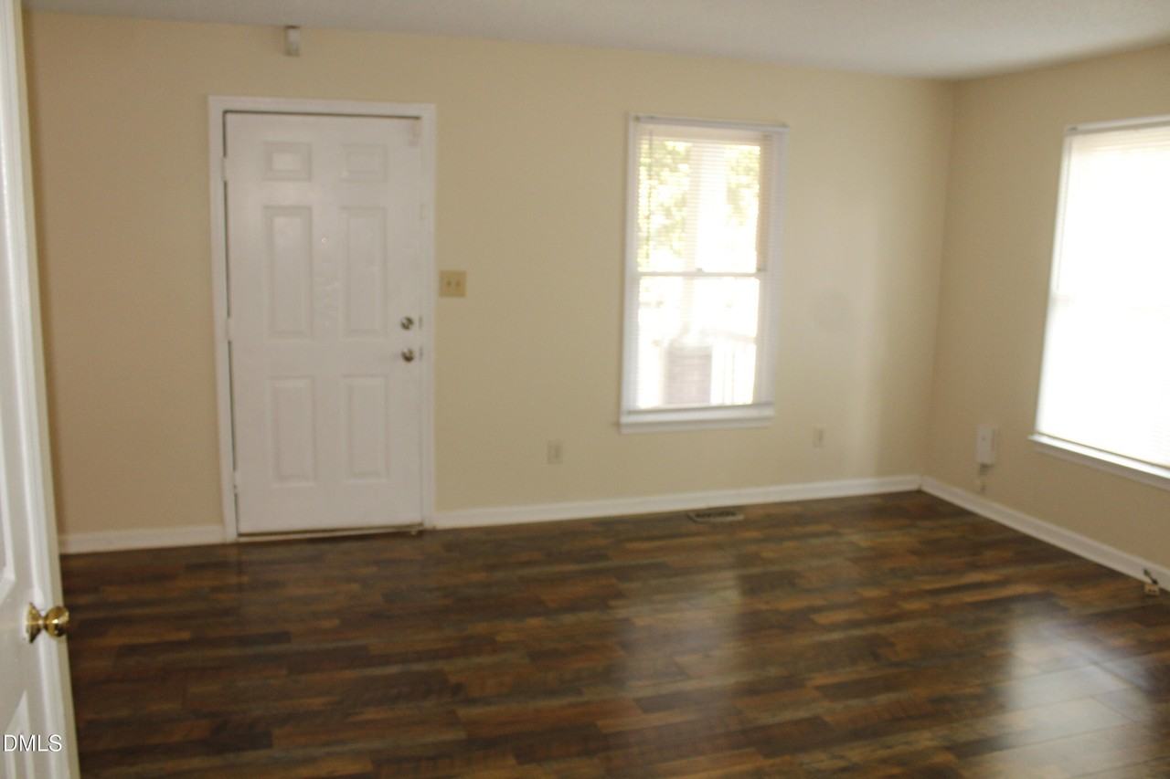 310 S East St - Photo 2 of 12