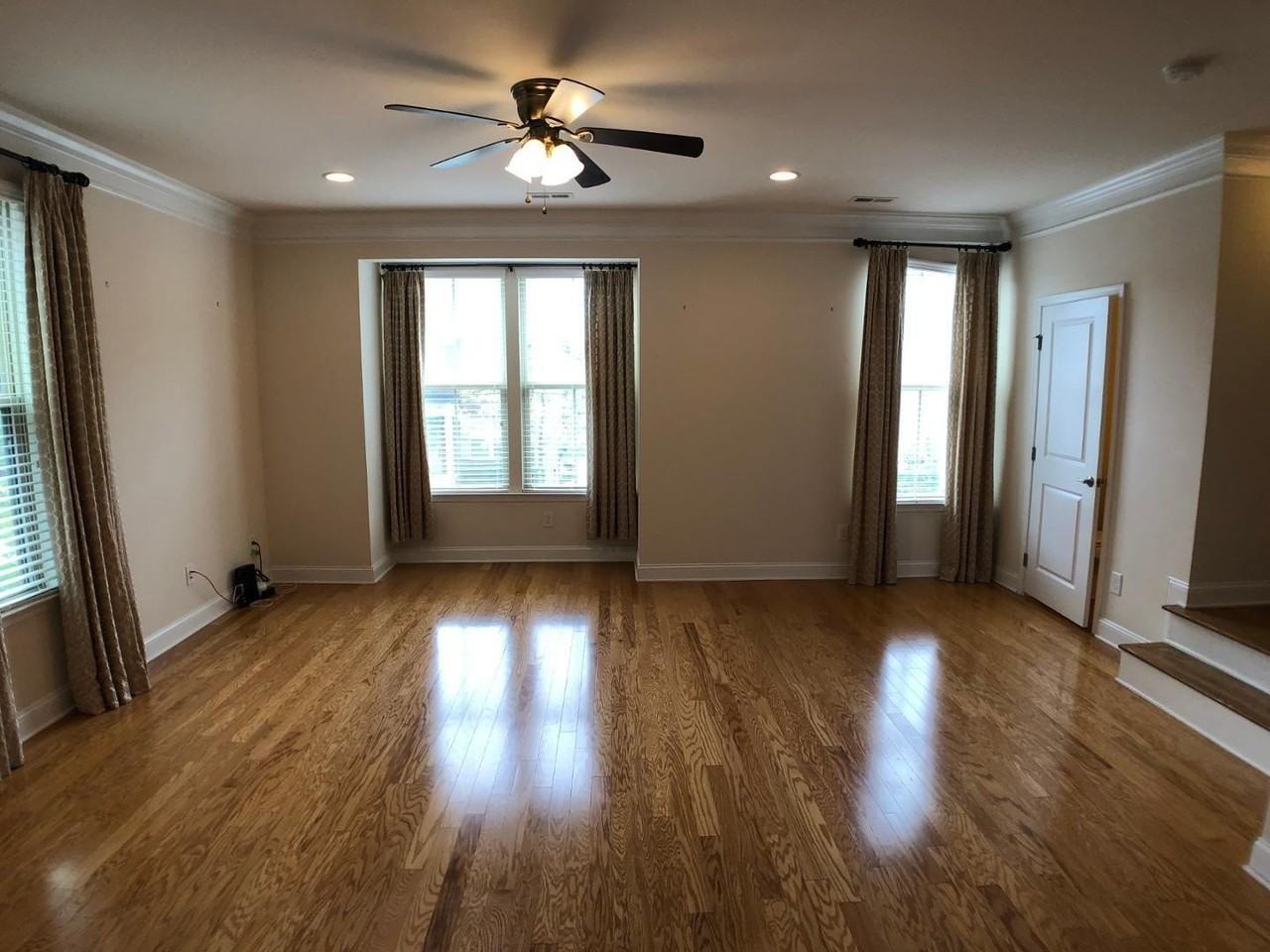 2122 Whitesmith Dr - Photo 6 of 29