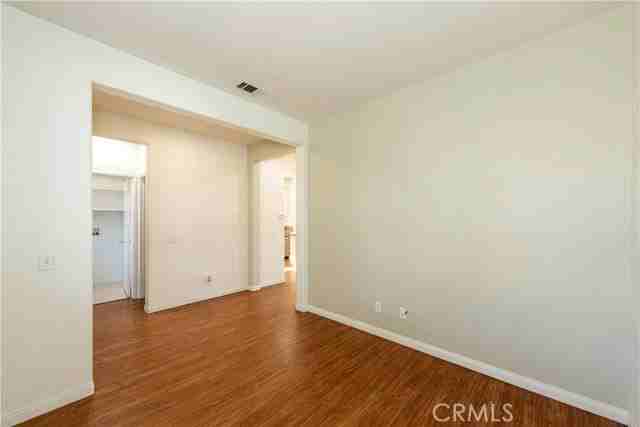 218 Kensington Park - Photo 4 of 8