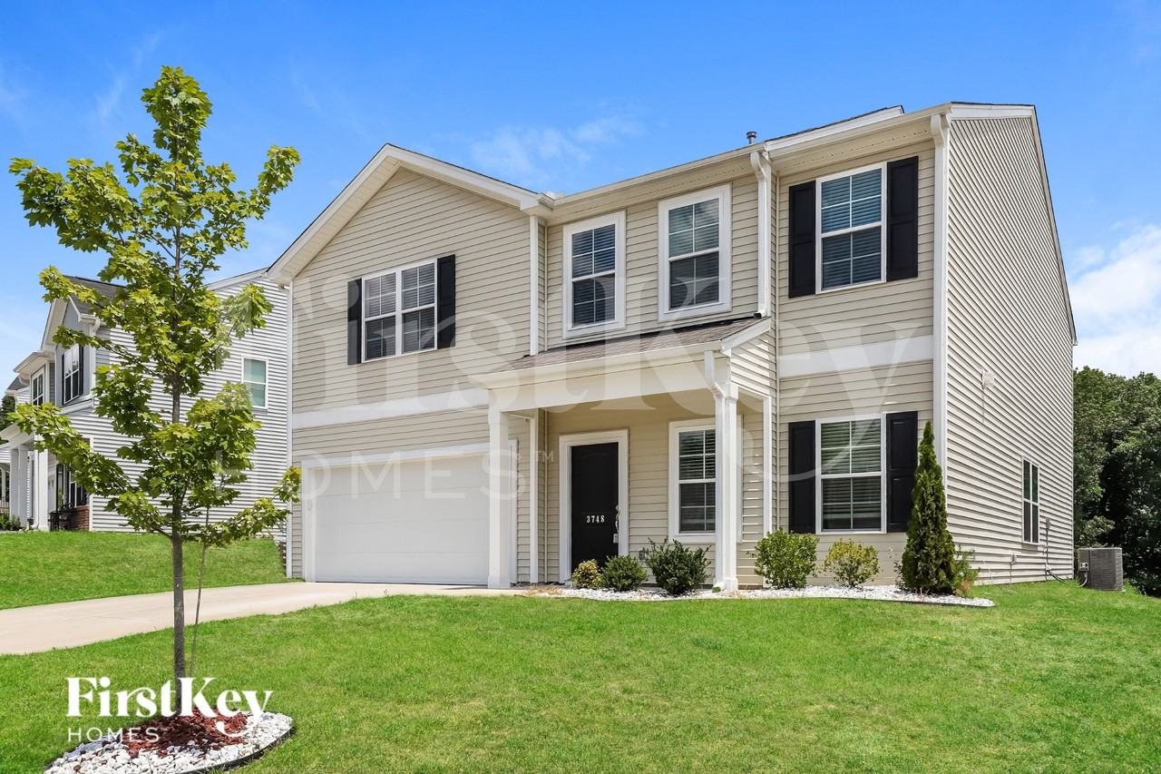 3748 Streamside Dr - Photo 2 of 19
