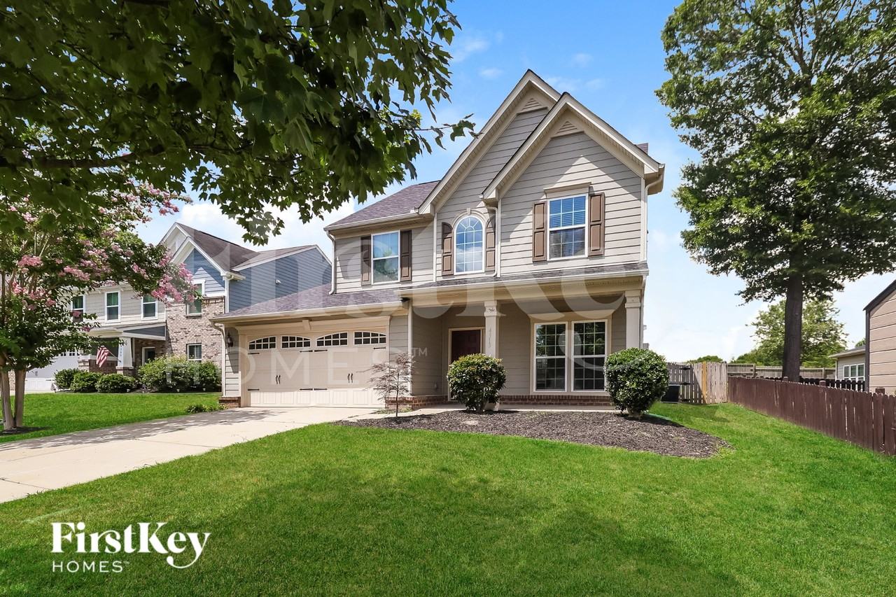 4313 Roundwood Ct - Photo 2 of 19