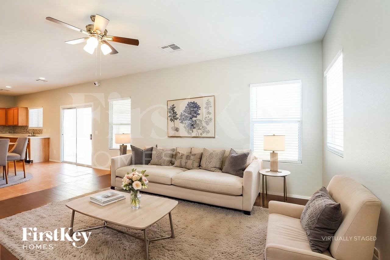 5830 Brimstone Dr - Photo 4 of 19
